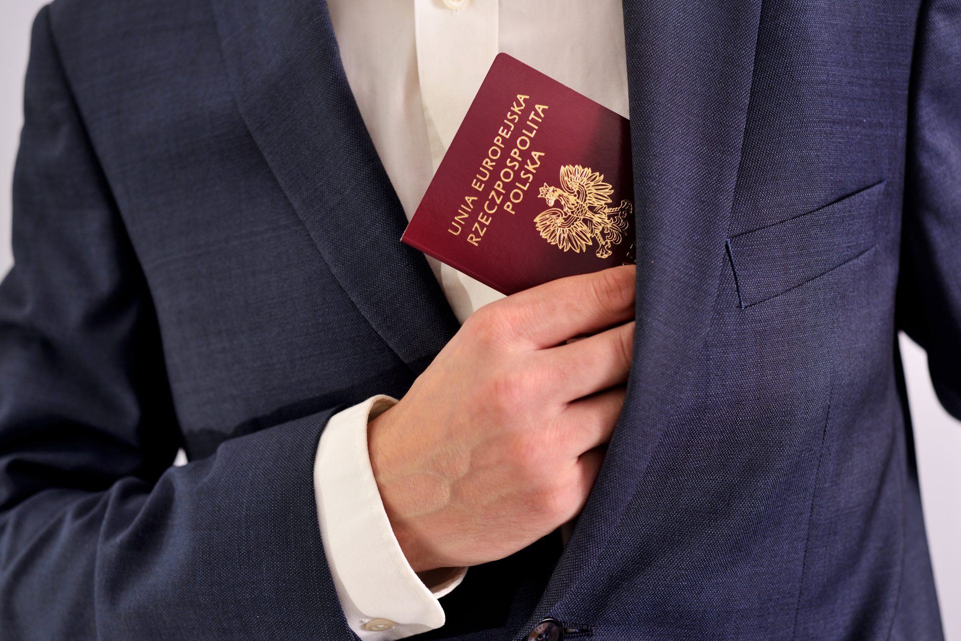 Jak wyrobić paszport?