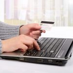 Jak oszczędzać na zakupach online?